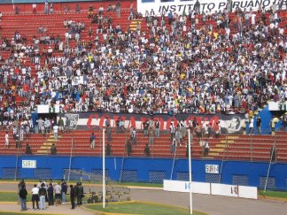 Alianza supporters