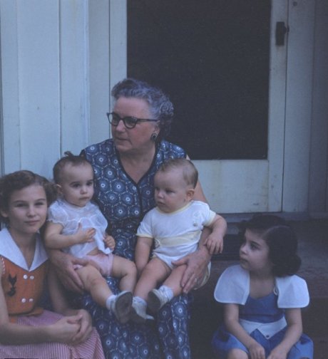 Mary Jane, Joan, Mamaw, Larry, Kathleen