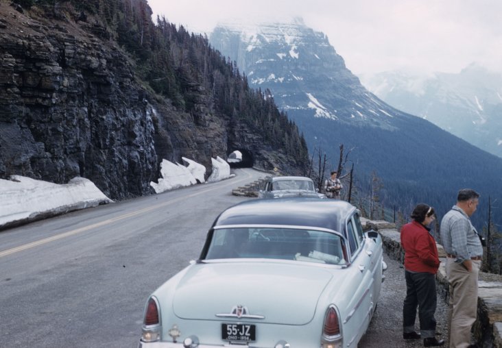 Glacier Park road and tunnel