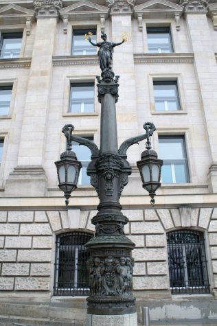 lamppost at the Reichstag