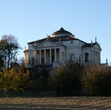 Rotunda villa