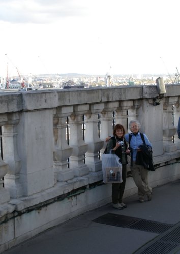 tourists on the Whispering Gallery