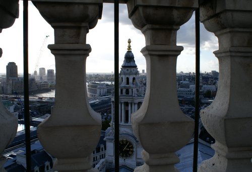 view thru Whispering Gallery columns