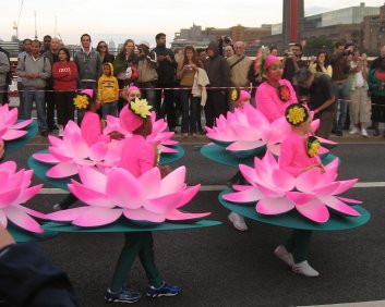 Thames Festival parade
