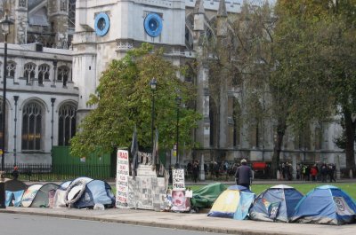 war protesters