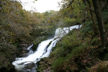 Sgwd Isaf Clun-Gwyn