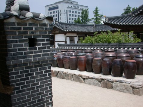 kimchii pots