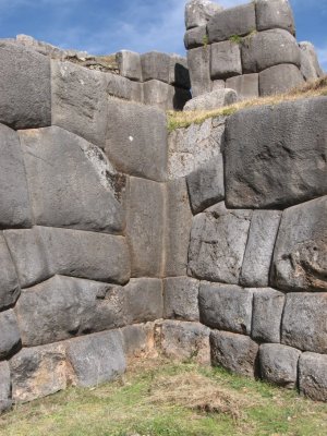 Corner in wall