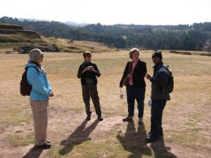 Group with guide