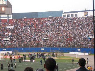 Alianza supporters