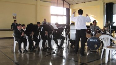 Colegio San Antonio band